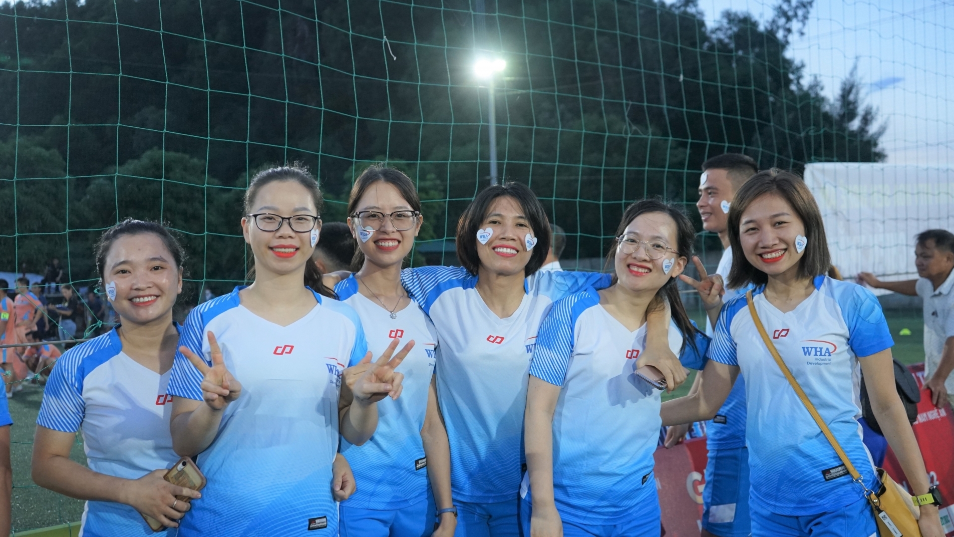 Nhiều cảm xúc trong lễ bế mạc Giải thể thao KKT Đông Nam và các KCN tỉnh Nghệ An