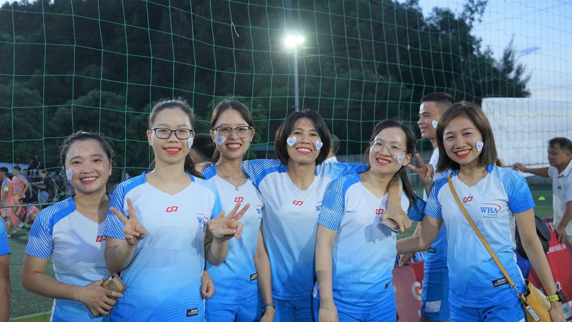 Nhiều cảm xúc đêm bế mạc Giải thể thao KKT Đông Nam và các KCN tỉnh Nghệ An