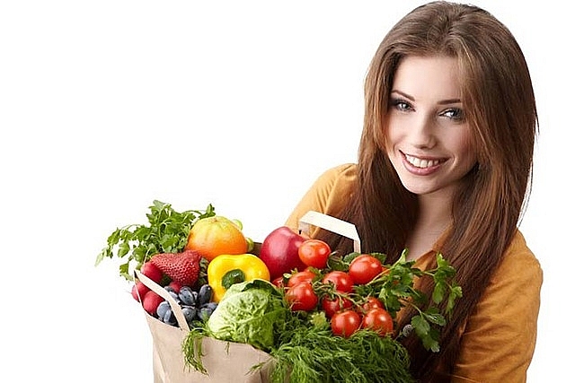 Ăn trái cây thay rau xanh được không?