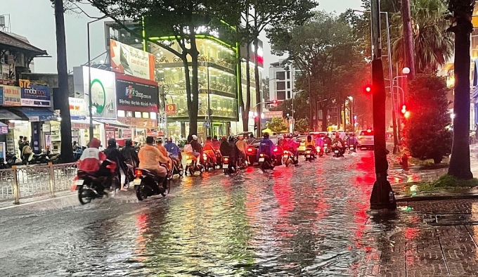 TP Hồ Chí Minh lên phương án ứng phó bão Noru và triều cường