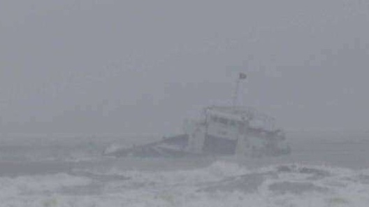 Vụ chìm tàu cá trên biển Bình Thuận: Đã cứu được 3 thuyền viên mất tích