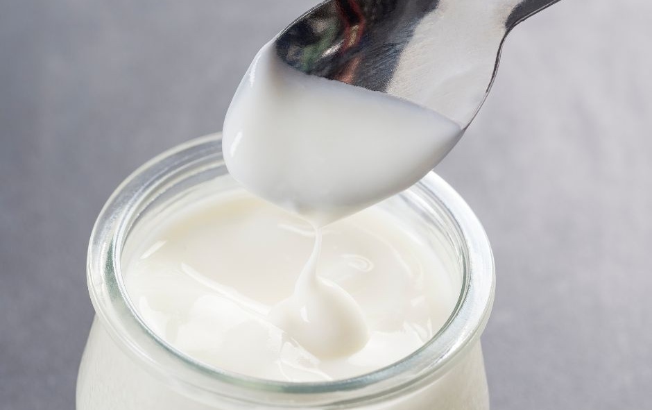 Cứu thành công 2 trường hợp trẻ bị ngộ độc do ăn sữa chua tự làm ở nhà