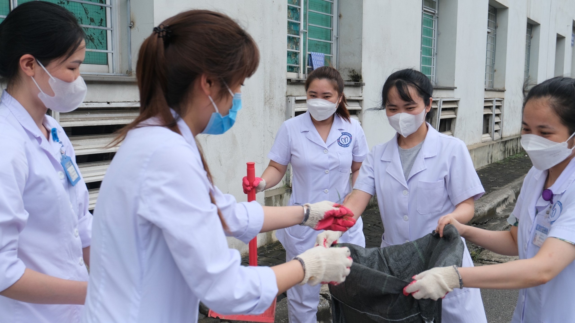 Bệnh viện Nội tiết Trung ương: Điểm sáng trong quản lý chất thải y tế và bảo vệ môi trường lao động
