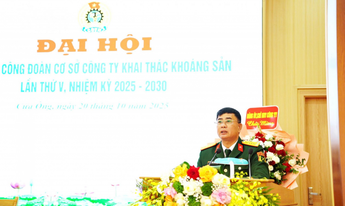 Đại tá Nguyễn Văn Vĩnh, Bí thư Đảng ủy, Phó Giám đốc Công ty Khai thác Khoáng sản phát biểu tại Đại hội. Ảnh: ĐVCC Đại tá Nguyễn Văn Vĩnh, Bí thư Đảng ủy, Phó Giám đốc Công ty Khai thác Khoáng sản phát biểu tại Đại hội. Ảnh: ĐVCC